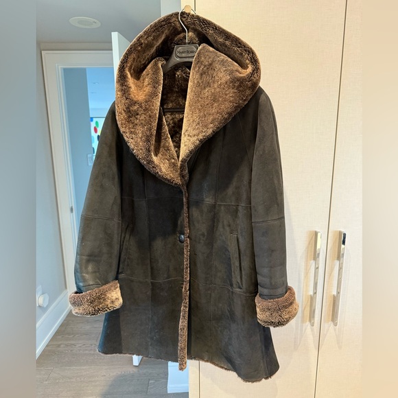 Sheepskin Coat - Picture 1 of 2